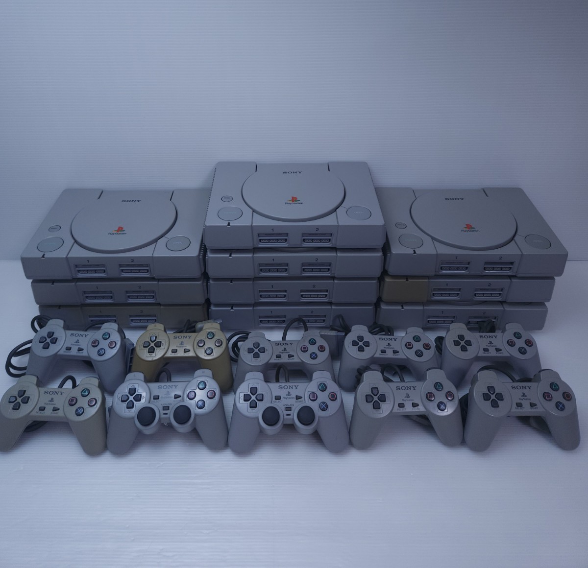 大量 まとめ PS1 10個 ps1 コントローラー 10個 PlayStation1 コントローラー Controller 動作未確認 中古品