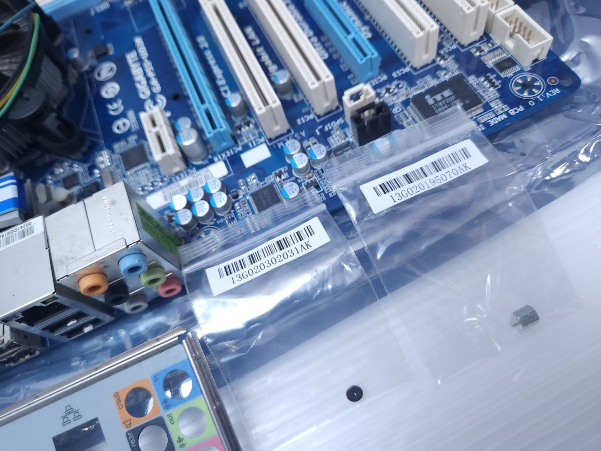 マザーボード CPU まとめ売り セット 未検品 i5 GA-P55A-UD3R DDR3_画像3