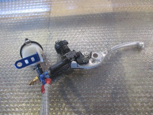 A6AB11 Z750GP front brake master caliper set ZR750R S