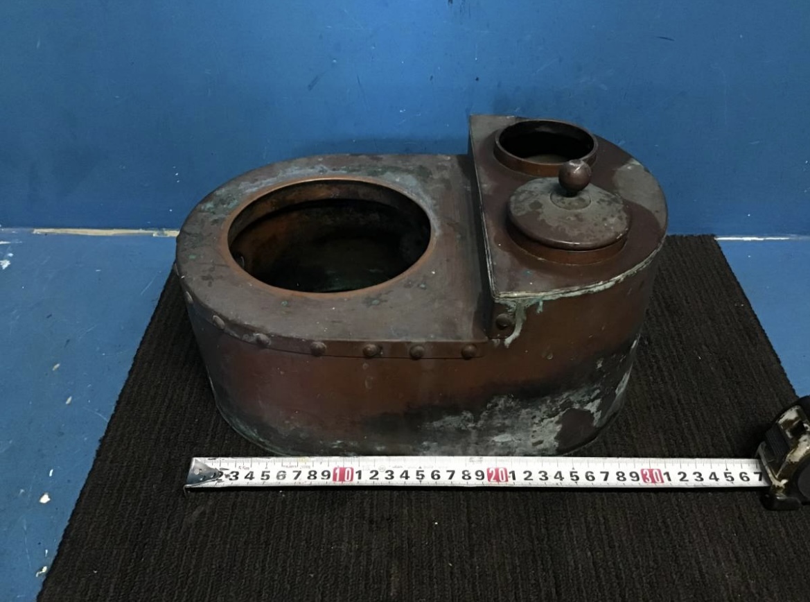 ★岐阜発　置き炉 / 置炉 / 焼印 / ストーブ / 炉壇 / 茶道具 / 茶釜 / 欠品有り / 銅製 / 昭和レトロ / 現状品　R4.7/16★