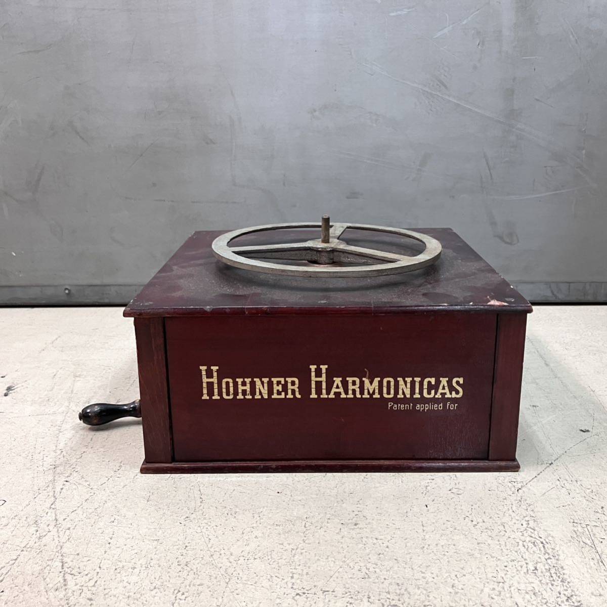 20s アンティーク HOHNER HARMONICAS ハーモニカ 2個付 ディスプレイ 店舗什器 Patent applied for ヴィンテージ vuz0205_画像8