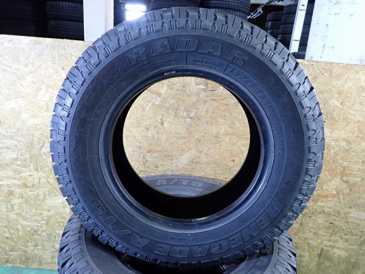 GM2170【送料無料245/75R17 121/118LT】4本 RADAR RENEGADE A/T5 中古ラジアルタイヤ ジープ ラングラーなどへ_画像2