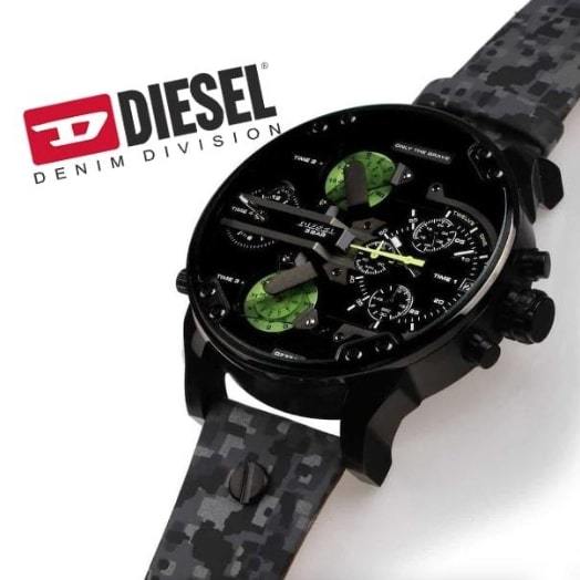 【新品 未使用】DIESEL ディーゼル MR. DADDY ミスターダディ 腕時計 メンズ DZ7311 迷彩柄 カモフラ レザー GMT