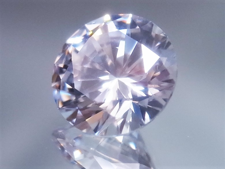 3.41ct 8mm 究極のExcellent cut 大粒キュービックジルコニア 理想的なラウンドブリリアンカット 人の手が一切触れていない完全未使用品_画像7