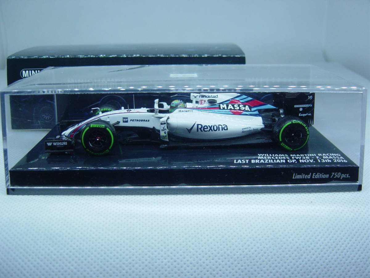 送料300円～ MINICHAMPS 1/43 WILLIAMS FW38 LAST BRAZILIAN GP 2016 #19 F.MASSA ウィリアムズ マッサ ブラジルGP MARTINI マルティニ_画像1