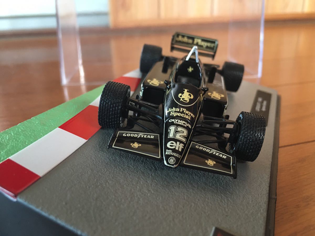 F1マシンコレクション ロータス97T アイルトン　セナ　JPS仕様　1985年　デアゴスティーニ　DeAGOSTINI 1/43 LOTUS_画像2