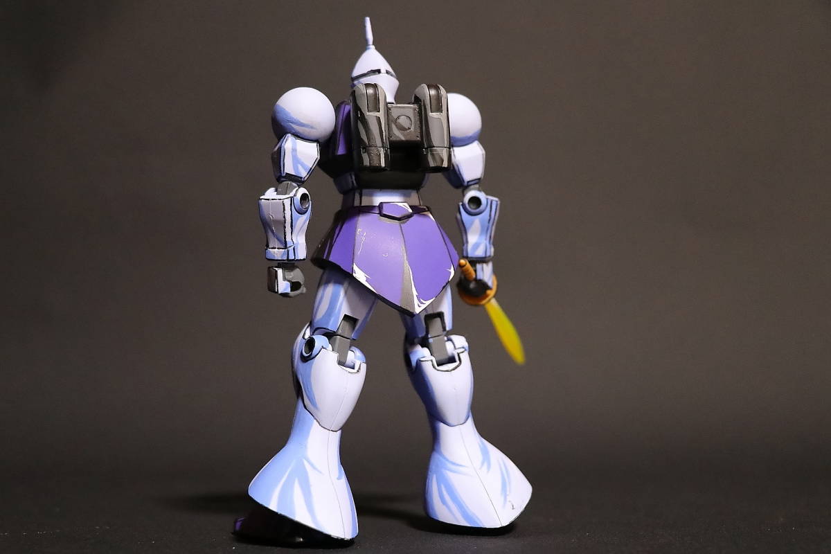 塗装完成品!リアルアニメイラスト風塗装 HGUC 1/144 ギャン 塗装完成品!リアルアニメイラスト風塗装 HGUC 1/144 ギャン