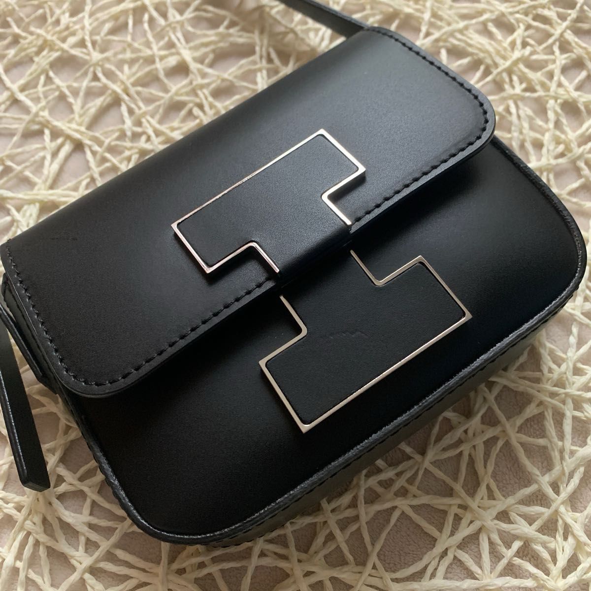 イアクッチ アバ XS SD RUGA ショルダーバッグ ミニバッグ イアクッチ アバ XS SD RUGA ショルダーバッグ ミニバッグ