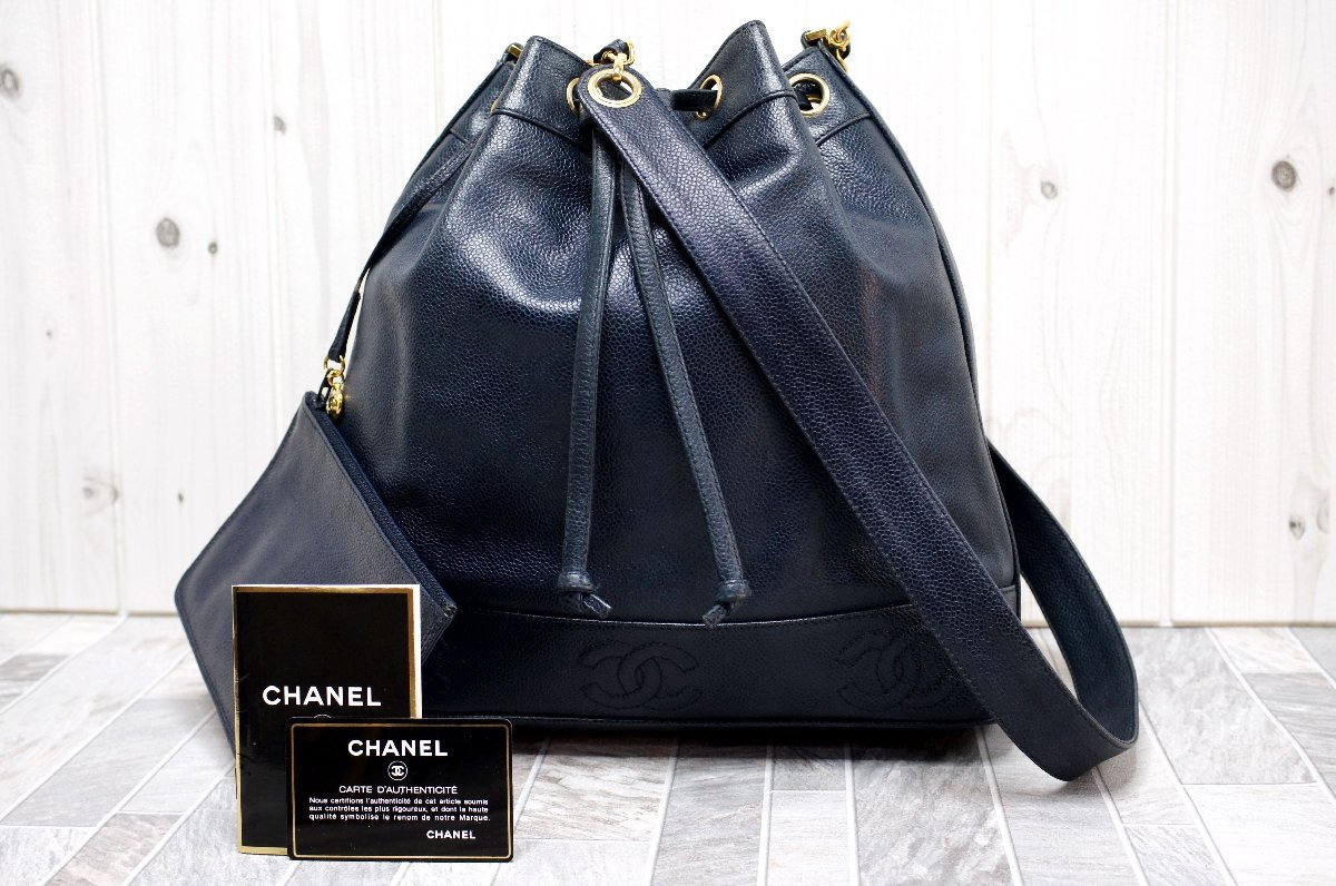 希少色　シャネル CHANEL キャビアスキン　巾着　ショルダーバッグ　ゴールド金具　ダークブルー　シールカード有　レディース_画像1