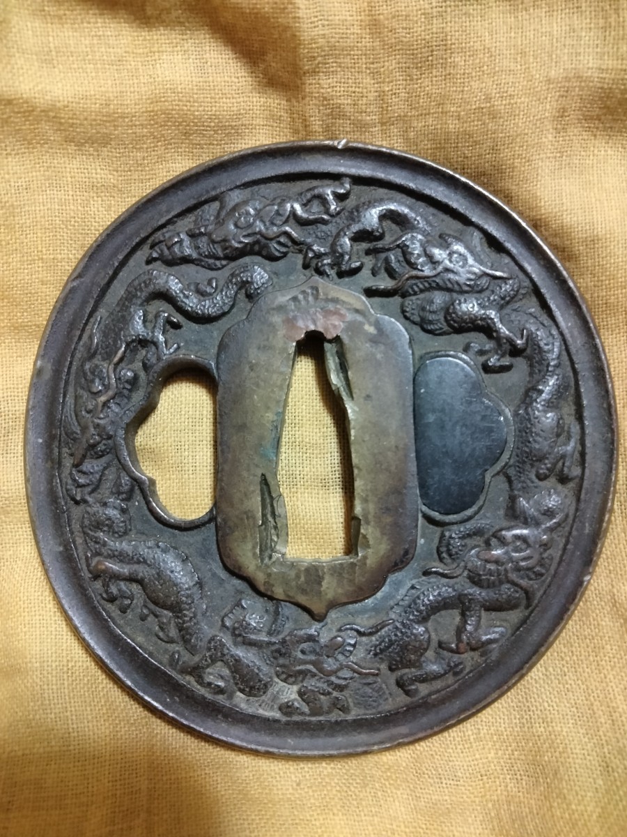 銅鍔　鐔　(南蛮　群龍獅子牡丹の図)　江戸時代_画像1