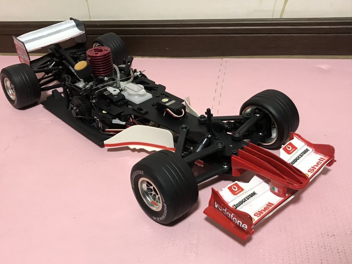 送料無料 未走行 1/8 当時物 京商 フェラーリ F2004 フォー 送料無料 未走行 1/8 当時物 京商 フェラーリ F2004 フォー