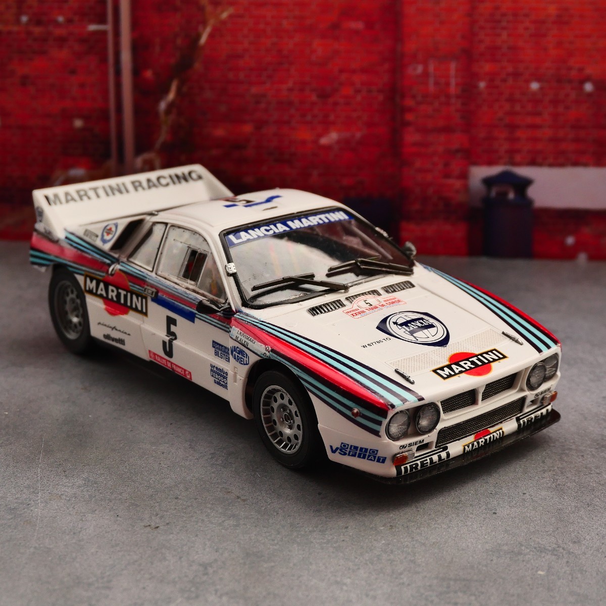  postage included Hasegawa Lancia Rally 037 1/24 assembly ending plastic model junk HASEGAWA LANCIA
