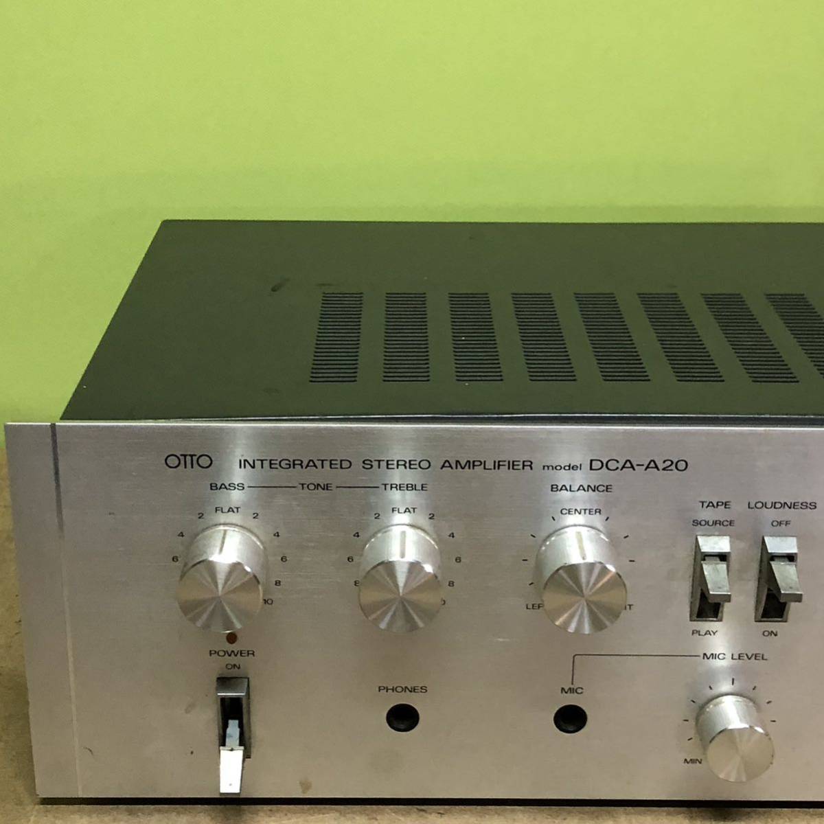 【リユース】オットーOTTO三洋SANYO　DCA-A20　プリメインアンプINTEGRATED STEREO AMPLIFIER_画像2