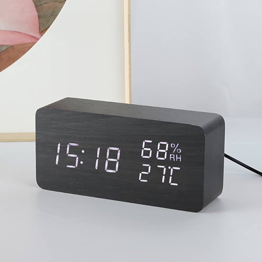 目覚まし時計 木目調 LEDデジタル 木製時計 音声感知 温度計 目覚まし