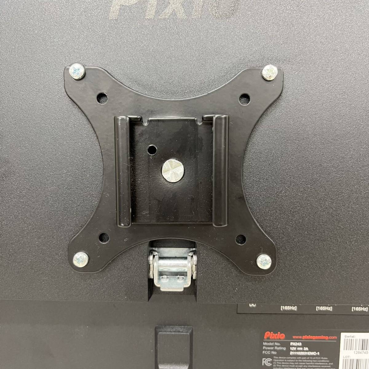 ③ pixio PX243ゲーミングモニター 液晶 23.8インチ FHD VA 165Hz スタンド無し 2021年製 _画像3