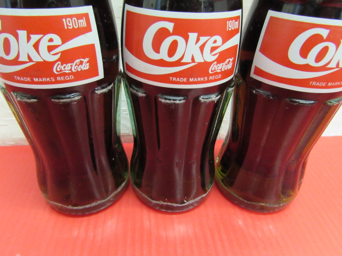 未開栓 レトロ コカ・コーラ Coca Cola ガラス瓶 190ml×3本 セット Coke インテリア コレクション 〈中身あり〉の画像6