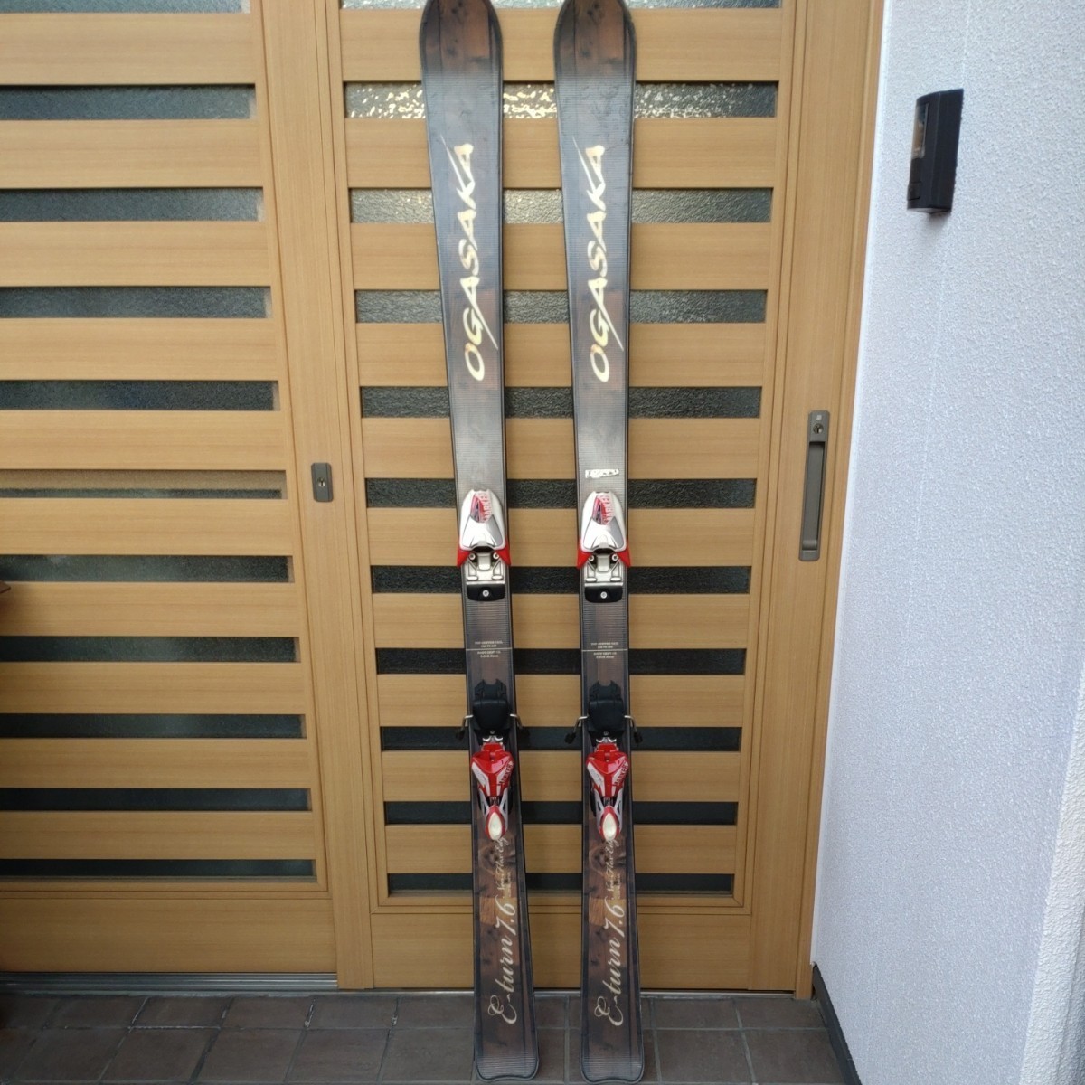 Yahoo!オークション - オガサカ スキー E-TURN ET7.6N 163cm Yahoo!オークション - オガサカ スキー E-TURN ET7.6N 163cm
