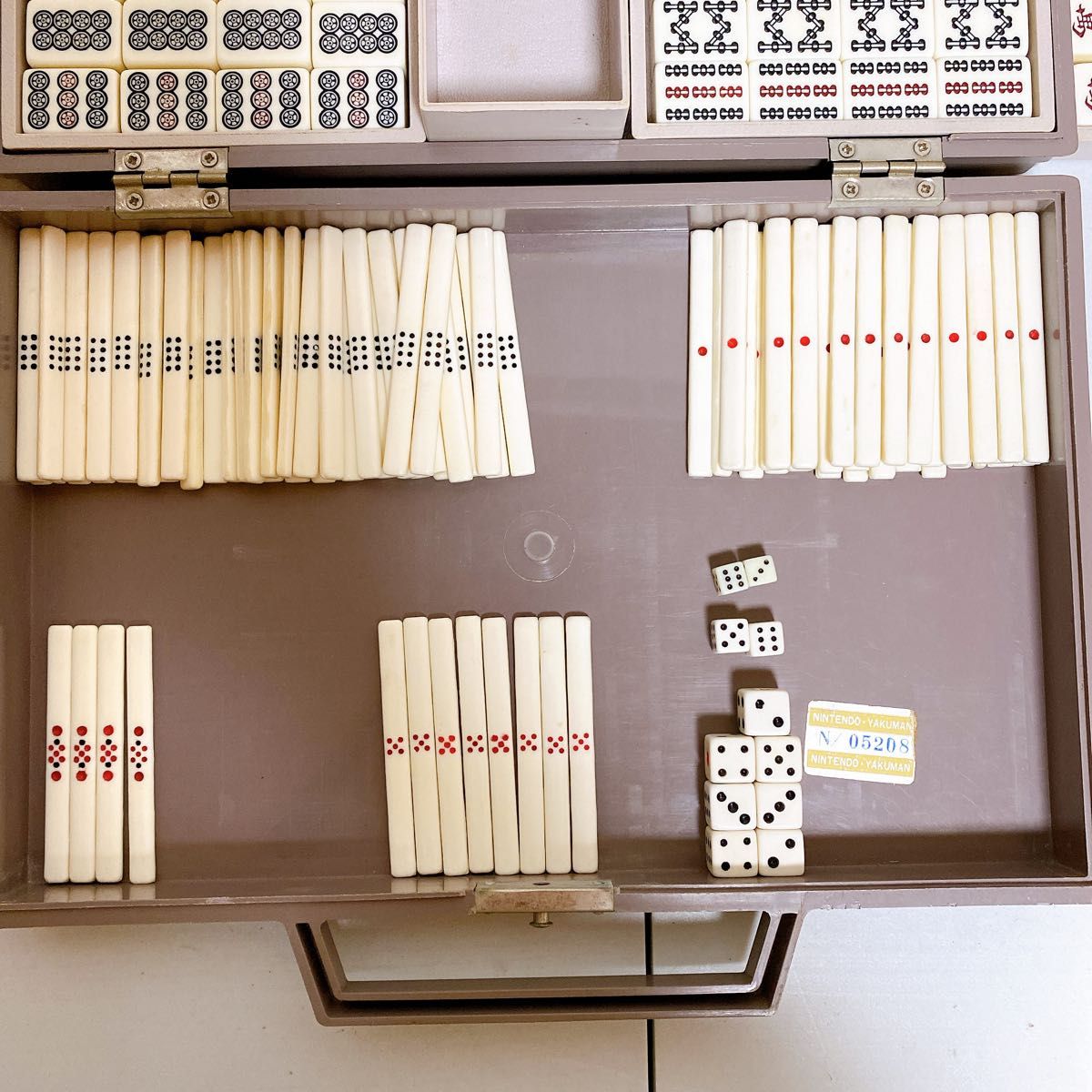 希少品 任天堂 麻雀牌 ダイヤ牌 昭和レトロ ヤクマン 役満 希少品 任天堂 麻雀牌 ダイヤ牌 昭和レトロ ヤクマン 役満