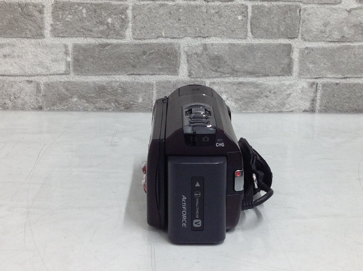 ★ジャンク品★ ソニー SONY HDビデオカメラ Handycam HDR-CX590V ボルドーブラウン_画像3