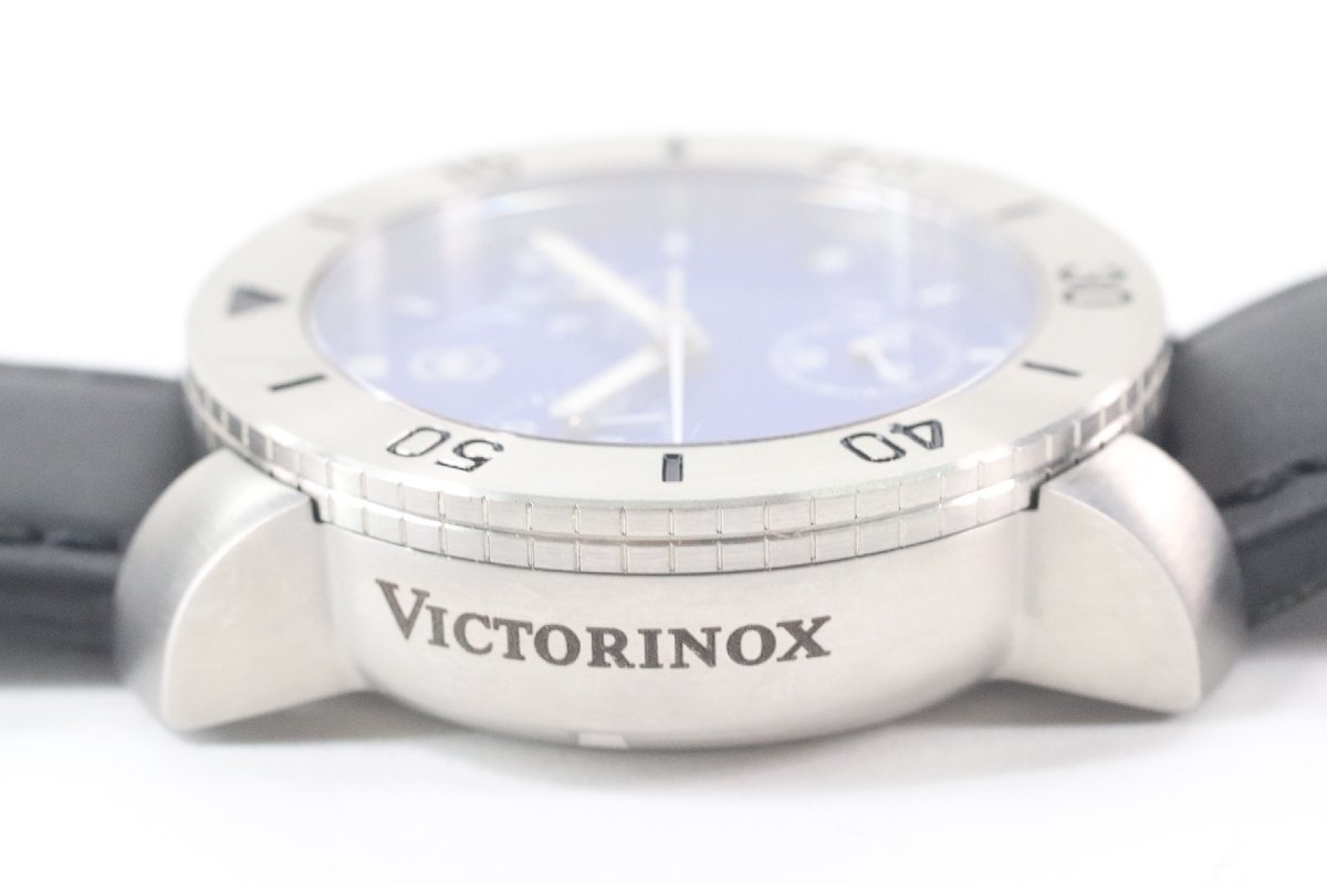 VICTORINOX ビクトリノックス V7-12 クロノグラフ デイト クォーツ メンズ 腕時計 箱付 1255-N_画像4