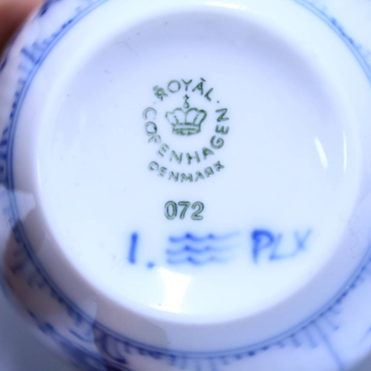 あ//A6609 【美品・保管品】ROYAL COPENHAGEN ロイヤルコペンハーゲン　ブルーフルーテッド　ハーフレース　カップ＆ソーサー1客_画像5