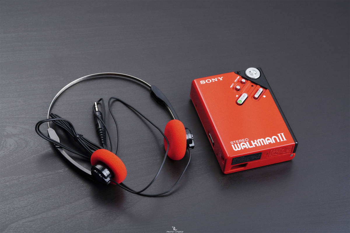 極美品丨SONY WALKMAN 名機 カセットウォークマン WM-2 RED ヘットフォン付_画像2