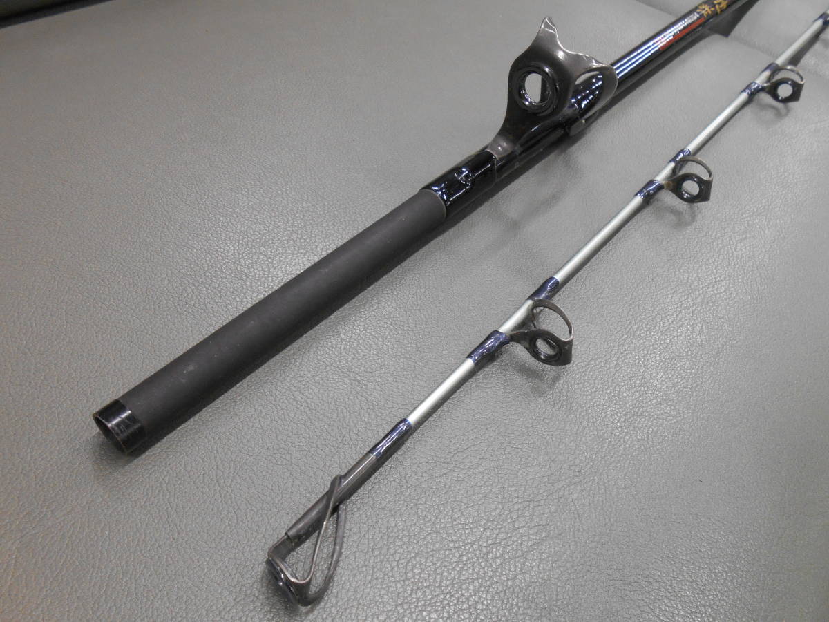 一番の贈り物 ダイワ精工名竿 カーボウイスカーパワーメッシュ深海200 深海竿 ダイワ