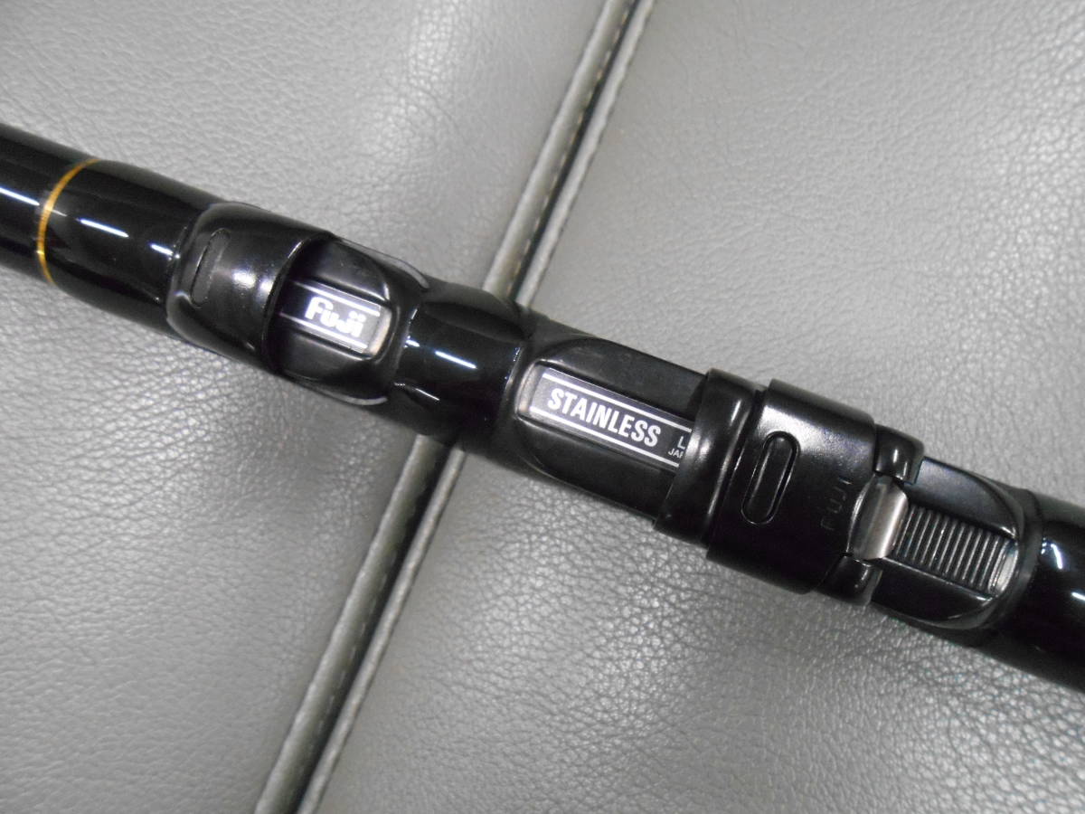 9975円 ダイワ精工名竿 磯竿の長竿 ロング大島 2-70V とても綺麗 9975円 ダイワ精工名竿 磯竿の長竿 ロング大島 2-70V とても綺麗