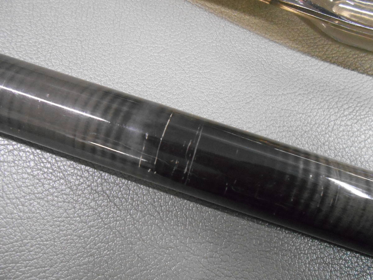 がまかつ名竿 磯竿 がま磯シルバー 3号6.1m 中古のお品です がまかつ名竿 磯竿 がま磯シルバー 3号6.1m 中古のお品です