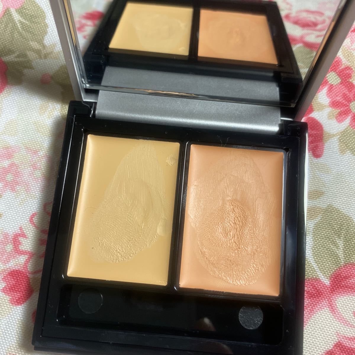 &be and Be fancy la- beige orange concealer foundation 