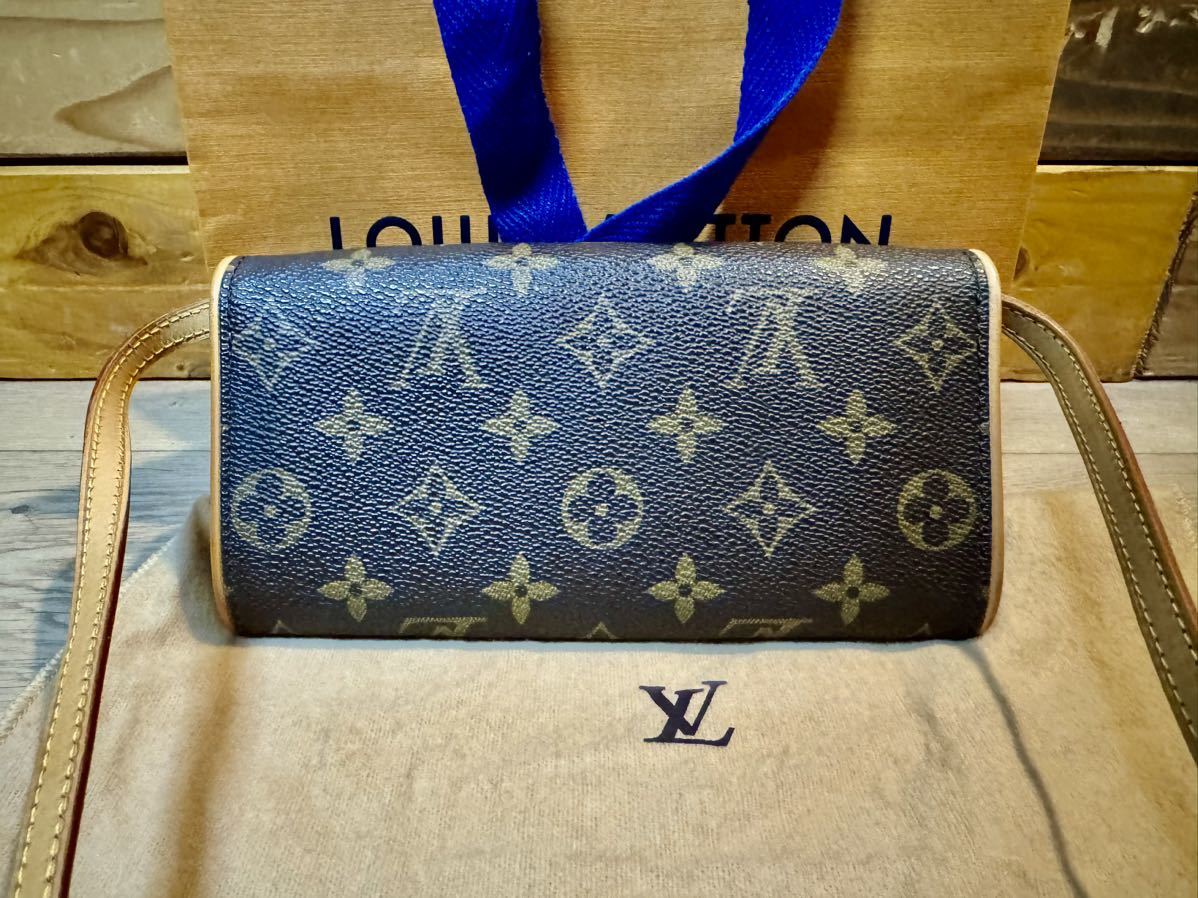 まずまず美品LOUIS VUITTON ルイヴィトン モノグラム ポシェットツインPM 保存袋紙袋付_画像2