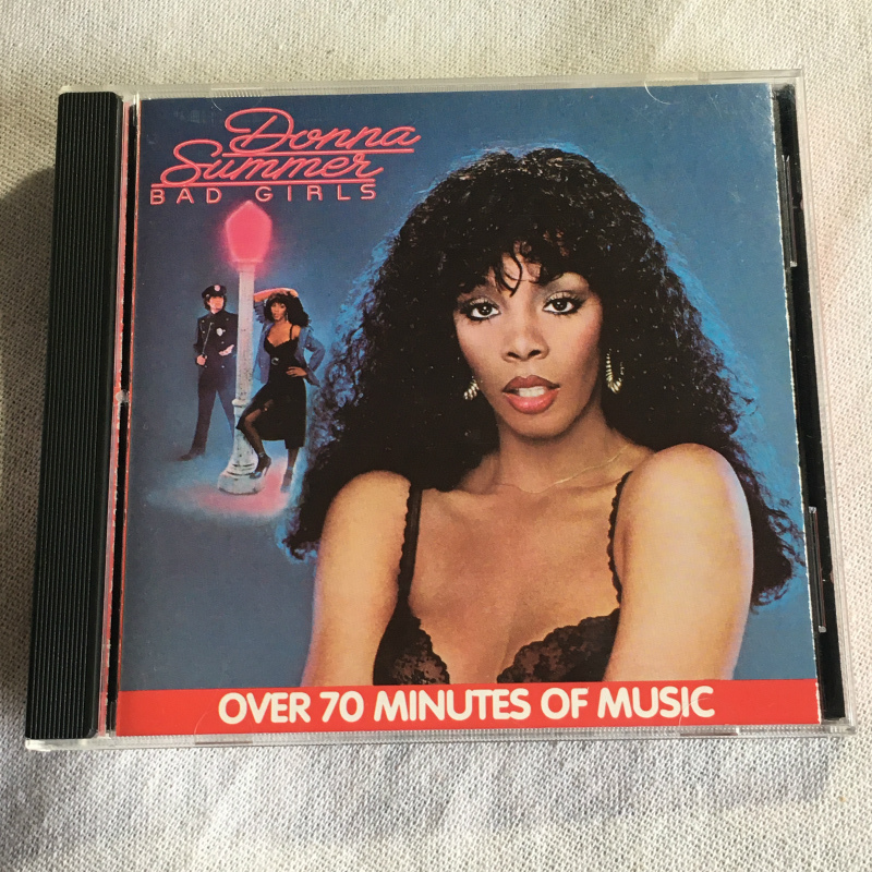 DONNA SUMMER「BAD GIRLS」＊ドナ・サマーの代表曲「ホット・スタッフ」「バッド・ガール」を収録した1979年リリースの大ヒットアルバム_画像1