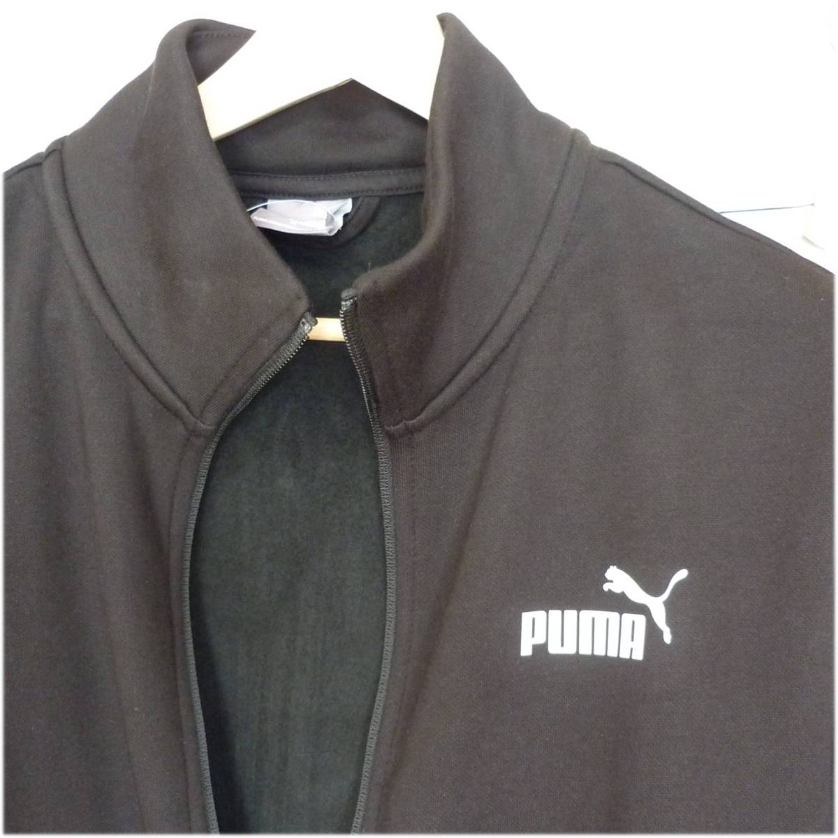  new goods unused * free shipping *( men's M) Puma -PUMA black training wear top and bottom setup / slim Fit / reverse side f lease 