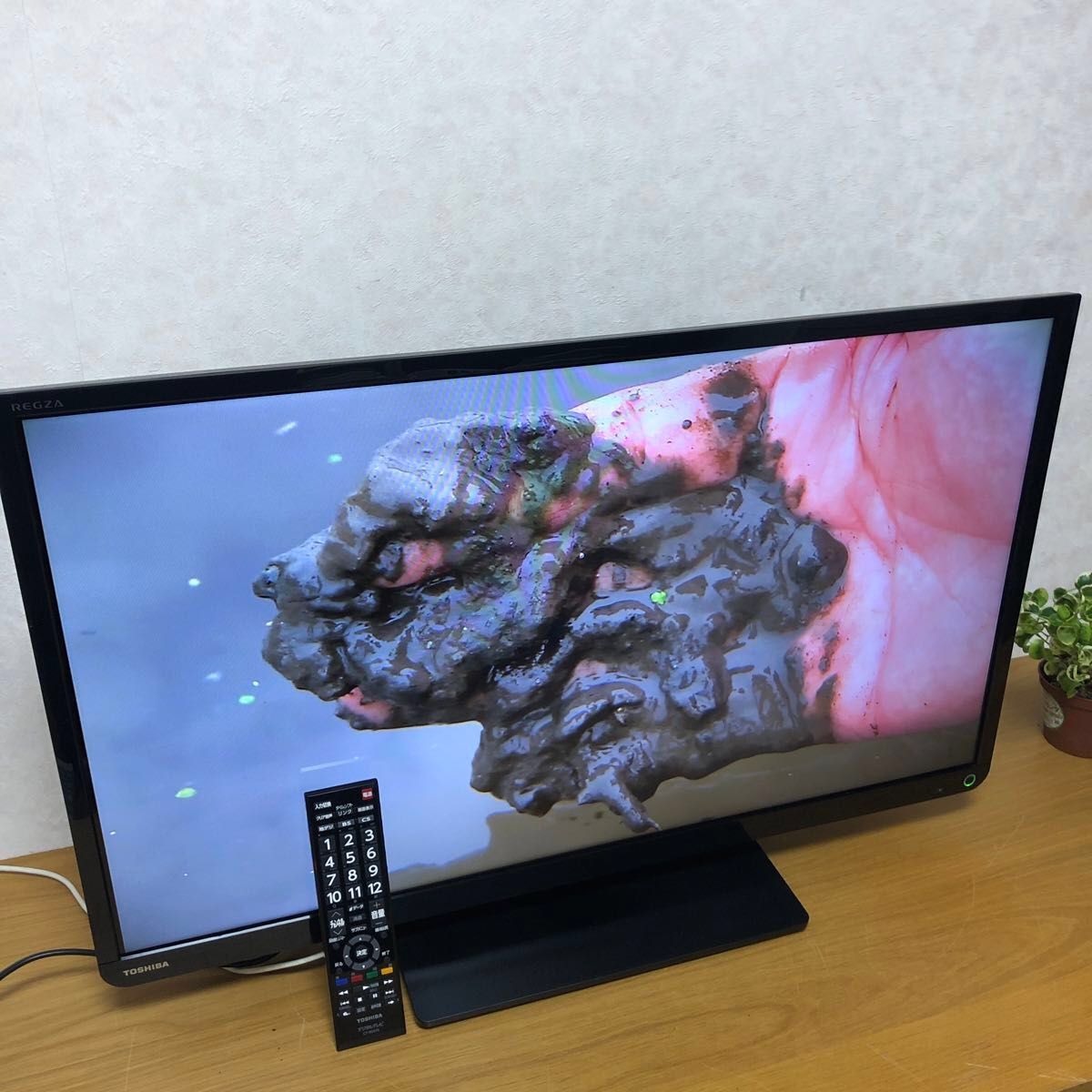 TOSHIBA REGZA 32S10 東芝デジタルハイビジョンLED液晶テレビ TOSHIBA REGZA 32S10 東芝デジタルハイビジョンLED液晶テレビ