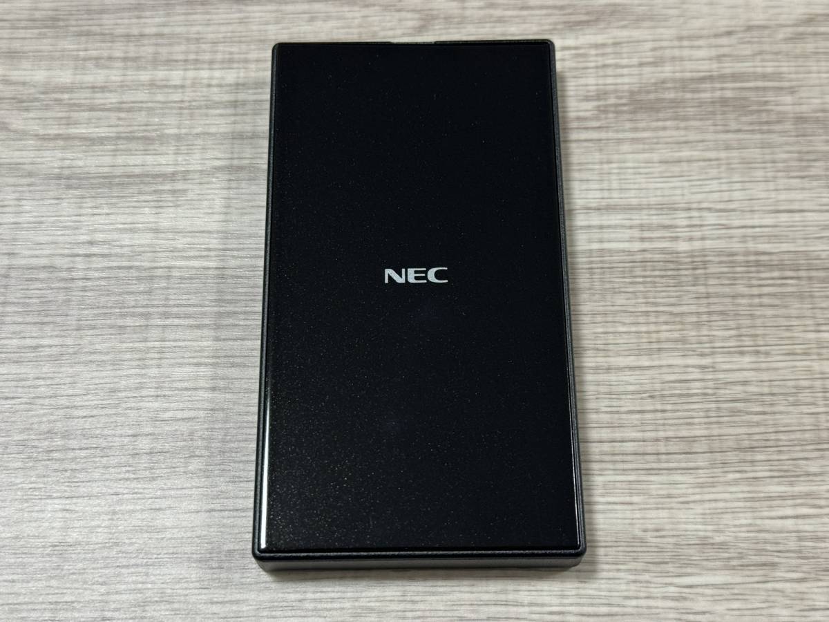 NEC Aterm MR05LN クレードルセット (PA-MS05LN3B)_裏蓋。目立つ傷はありません。