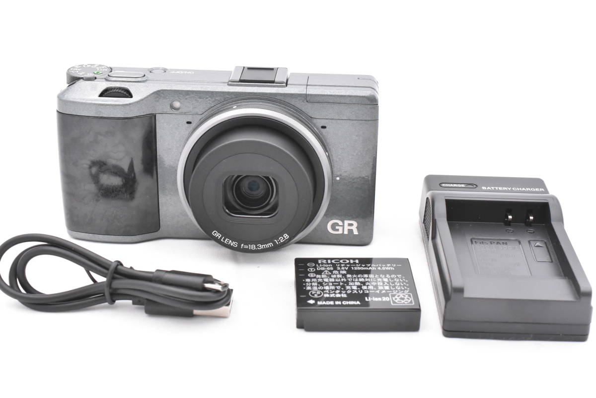 RICOH リコー GR Limited Edition リミテッドエディション 全世界5,000台限定 グリーン色ウェーブトーン コンデジ カメラ (t5994)