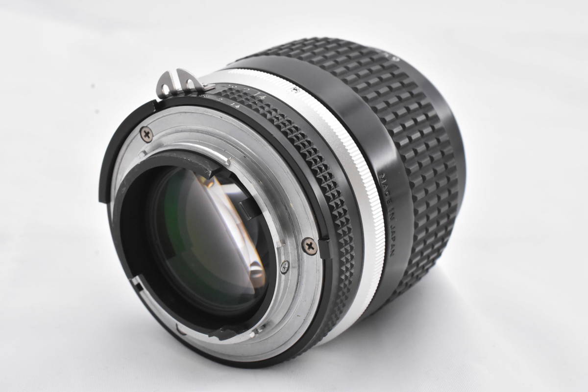Nikon ニコン Nikon Ai-S NIKKOR 35mm F1.4 434759 マニュアル Nikon ニコン Nikon Ai-S NIKKOR 35mm F1.4 434759 マニュアル