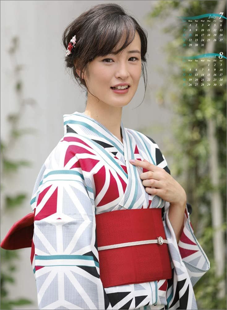 ■新品未開封　ＪＲＡ　藤田菜七子 2019年 カレンダー 壁掛け B2サイズ　ゆうパック送料込み_画像3