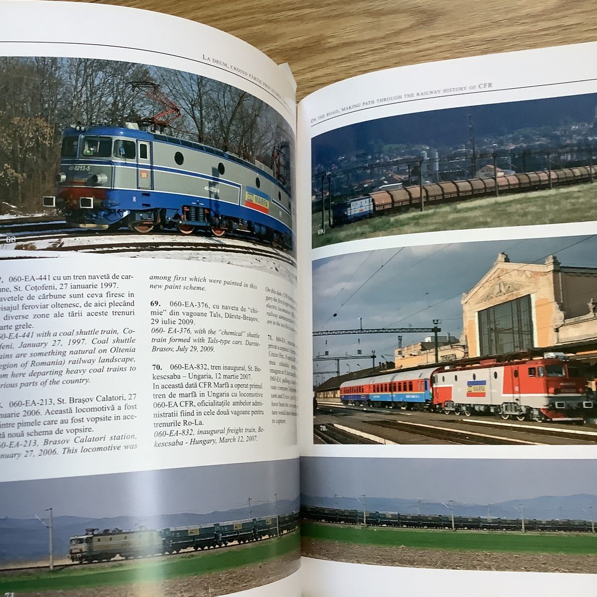《S3》洋書　060-EA ルーマニア初の電気機関車製造から40年　Locomotiva 060-EA_画像4