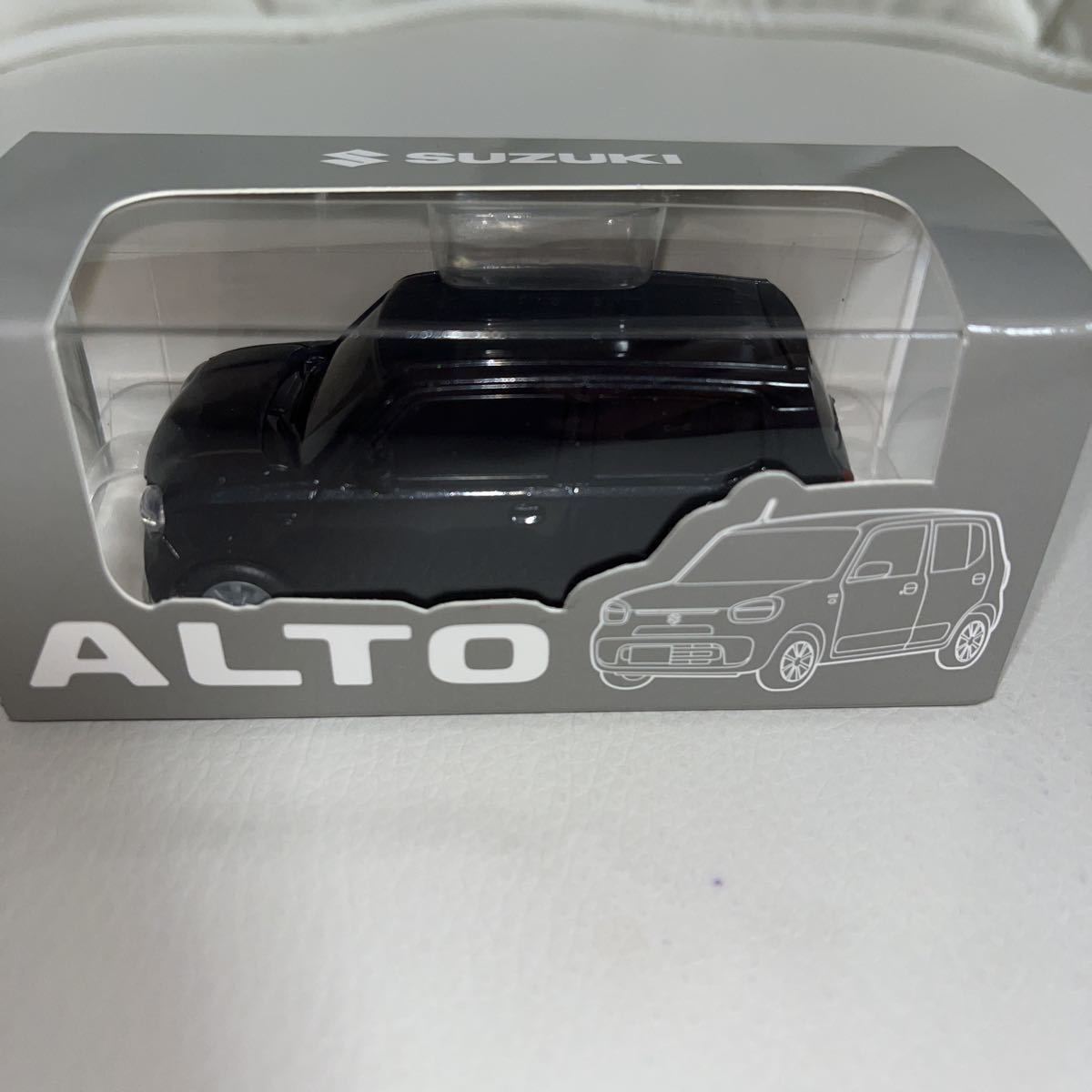 スズキ　新型アルト　SUZUKI ALTO　ブルーイッシュブラックパール3　黒　プルバックカー　非売品　カラーサンプル　ミニカー_画像1