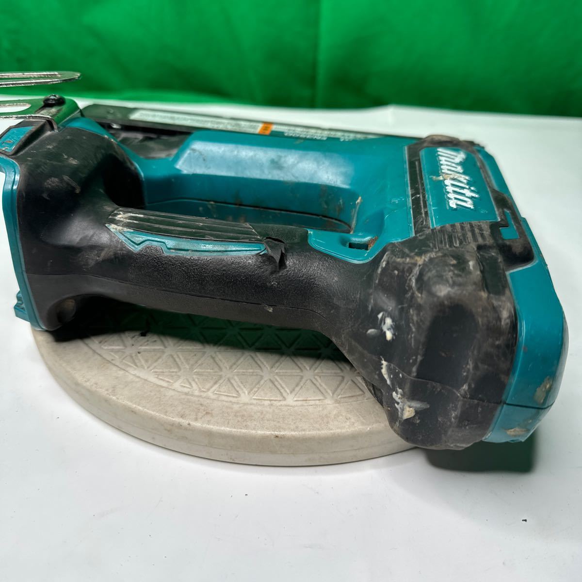 a024*マキタ makita 18V 35mm 充電式面木釘打　FN350D_画像5