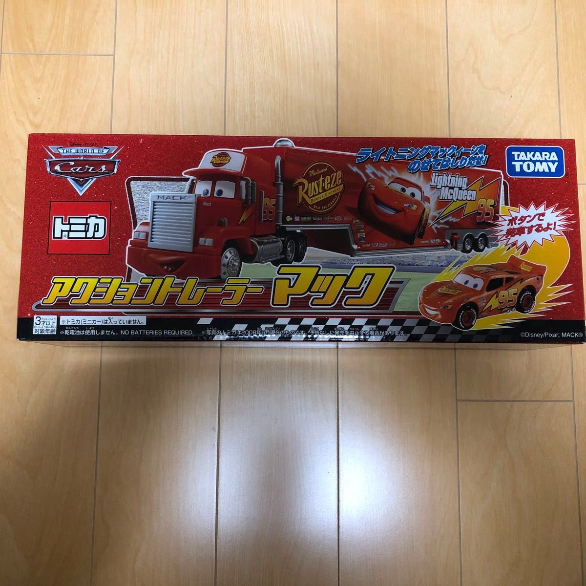 カーズ アクショントレーラーマック 新品 トミカ タカラトミー カーズ アクショントレーラーマック 新品 トミカ タカラトミー