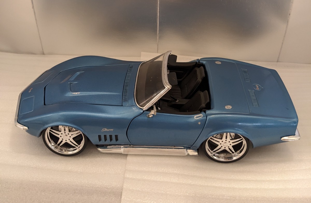 REVELL 1/18 ’69 CORVETTE (箱無し)_画像2