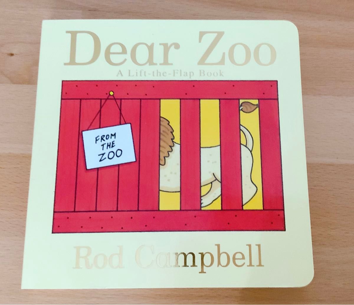 英語絵本　Dear Zoo ハードカバー　洋書 読み聞かせ　しかけ絵本