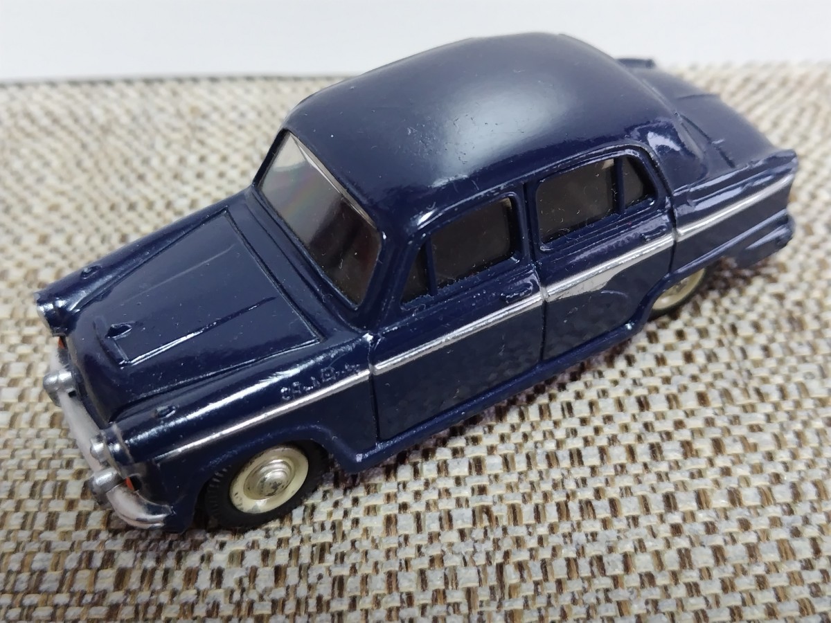 ミニカー モデルペット ニッサンオースチンA50ケンブリッジサルーンデラックス アサヒ玩具製 １９５０年代後半の製品 箱無し。_画像2
