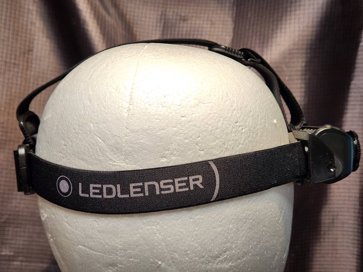 ledlenser mh8 LED head light 
