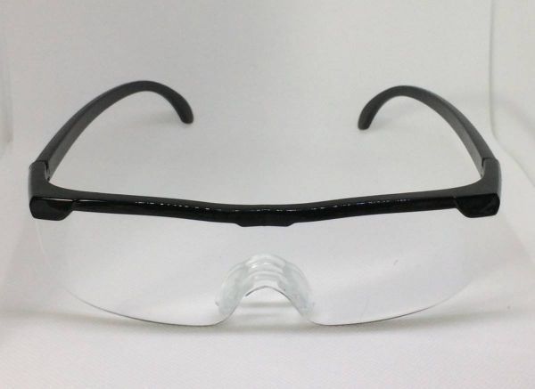 メガネ型拡大鏡 黒 1.6倍 ほぼハ◯◯ルーペ ヘッドルーペ 老眼鏡代わりに 眼鏡に重ねて ハンズフリー 449A2_画像2
