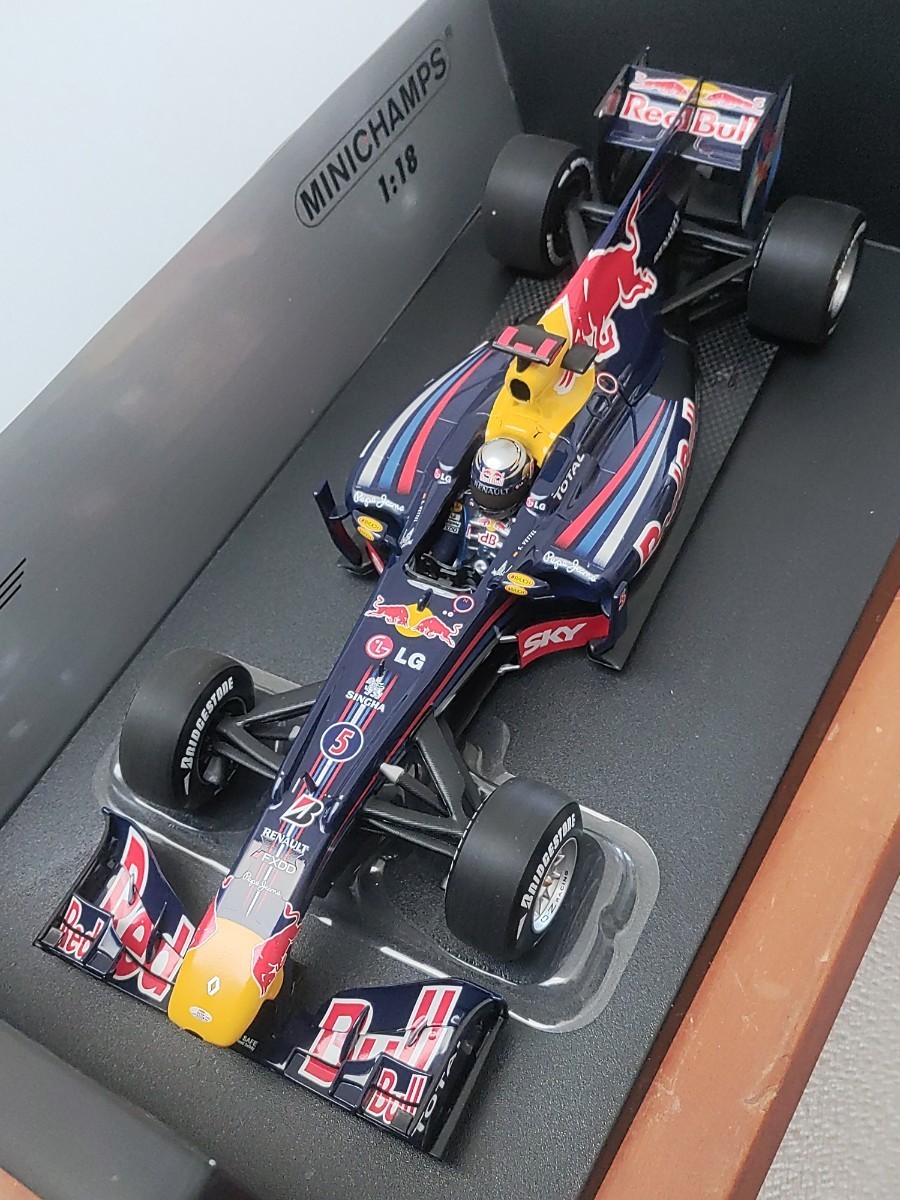 ☆稀少品! PMA1/18 レッドブル ルノー RB6 ブラジルGP Winner 2010 #5 S.ベッテル limited edition 2500pcs. ☆