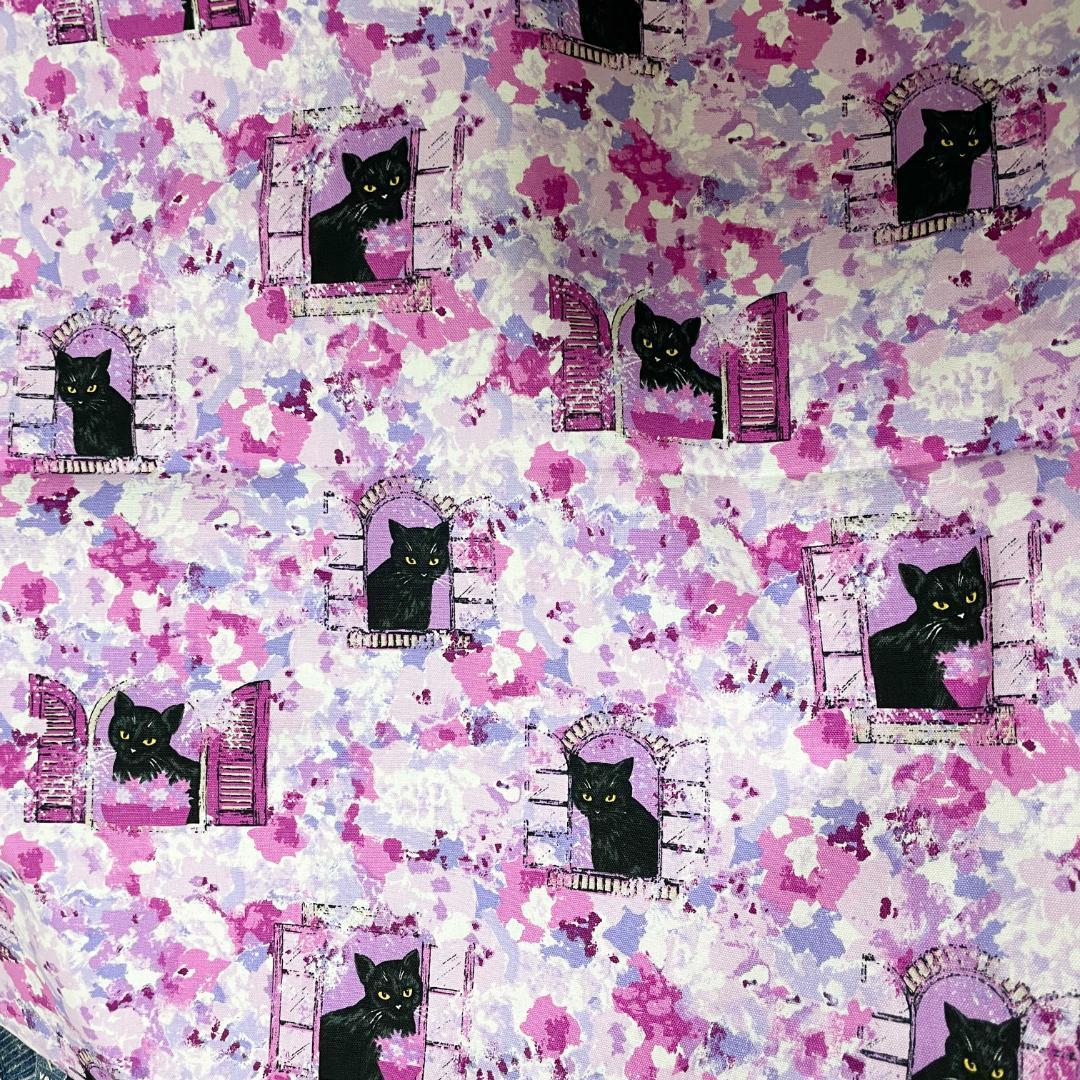 綿オックス★黒猫と窓辺の花柄はぎれ生地ハンドメイド布コットン１M綿パープル系_画像5
