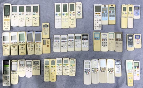 1-78-100 エアコン リモコンまとめ売り Panasonic/日立/シャープ/ダイキン/三菱/東芝/SANYO/CORONA/ELPA まとめて(動作未確認)_画像1